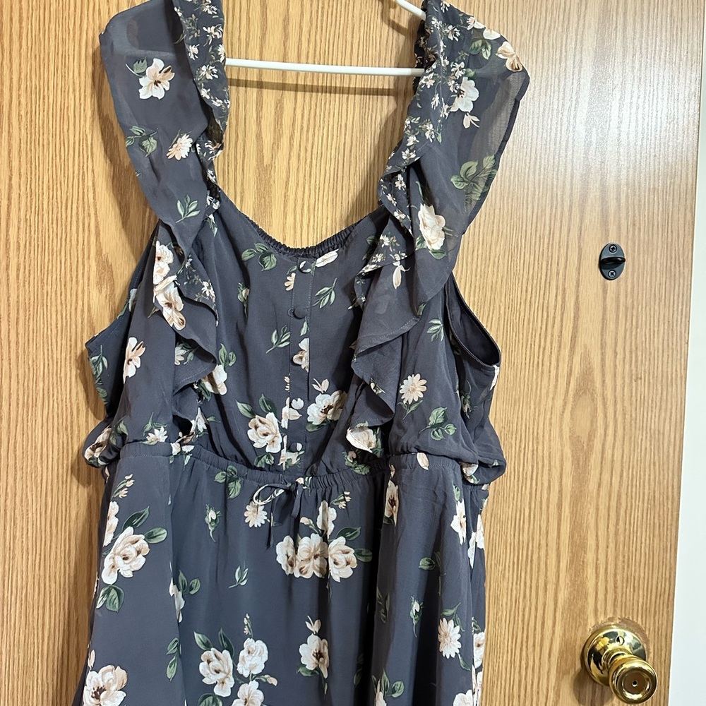 Floral Ruffle Sleeve Top - Picture 6 of 6